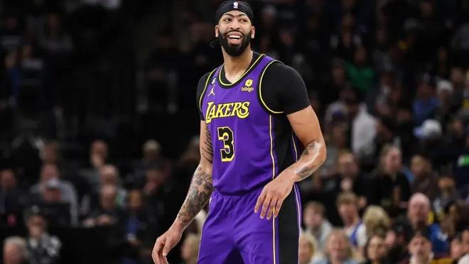 正是临场决 正是临场决